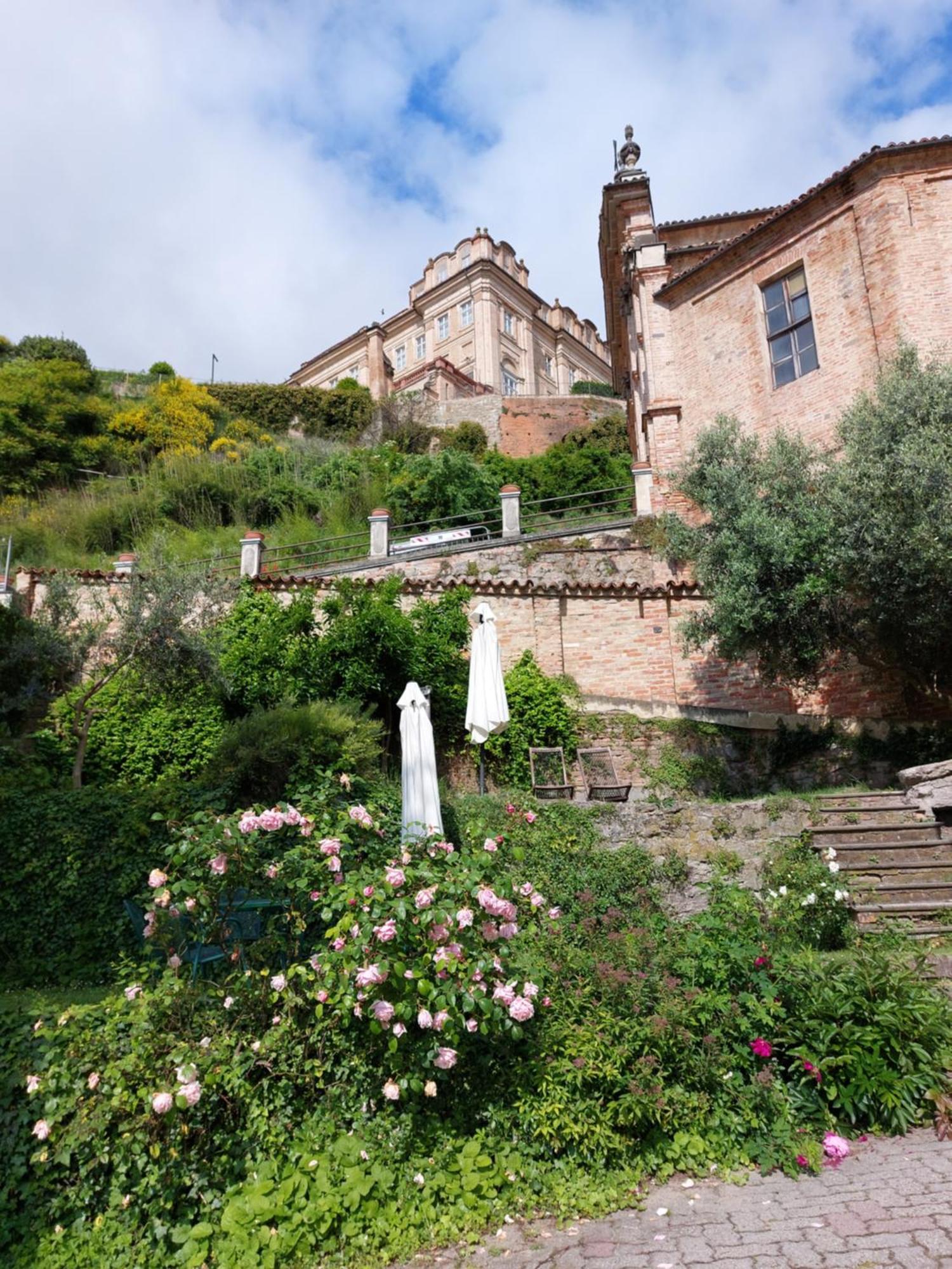 شقة Il Giardino Di Olivia Guarene المظهر الخارجي الصورة