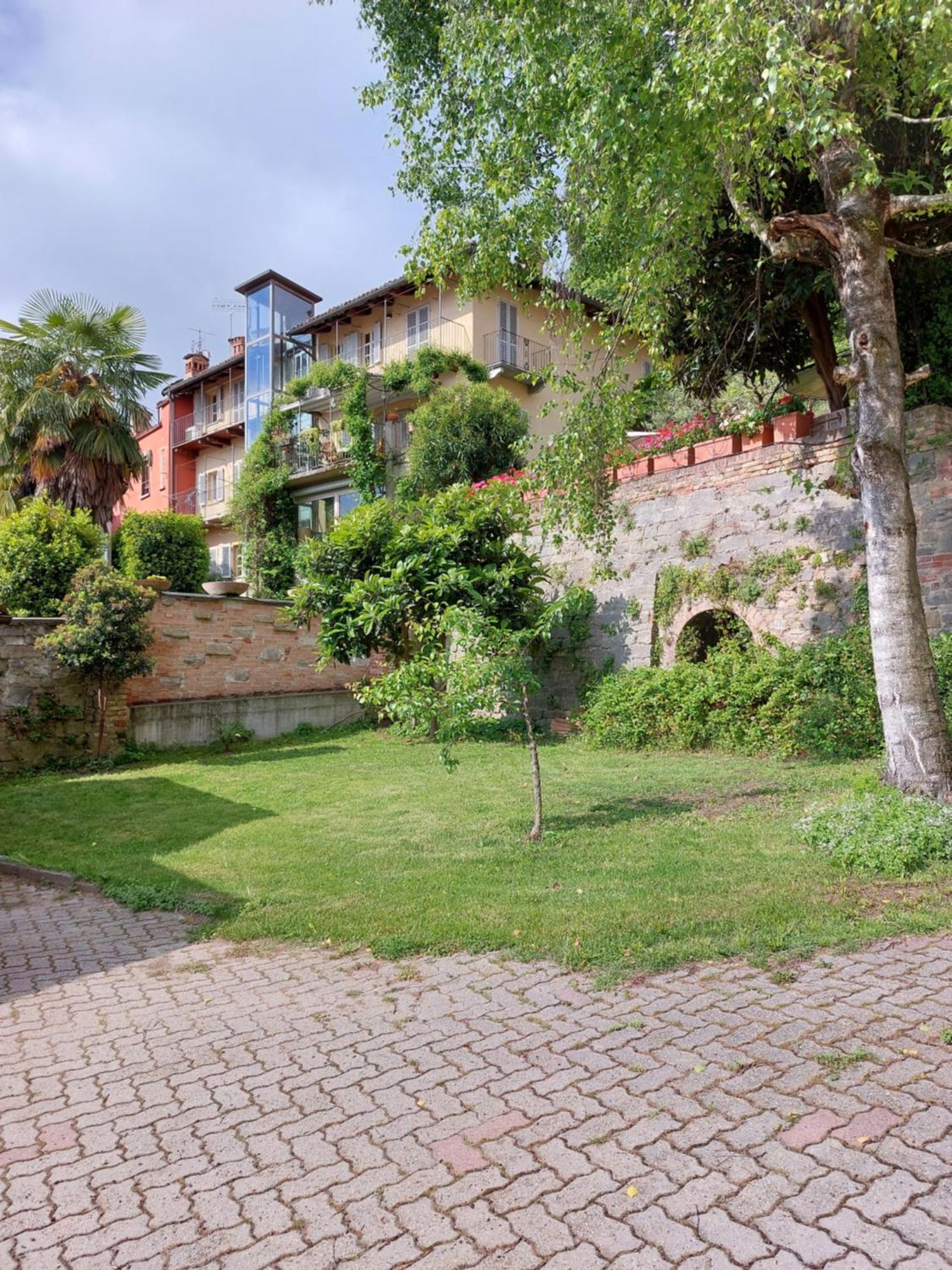 شقة Il Giardino Di Olivia Guarene المظهر الخارجي الصورة
